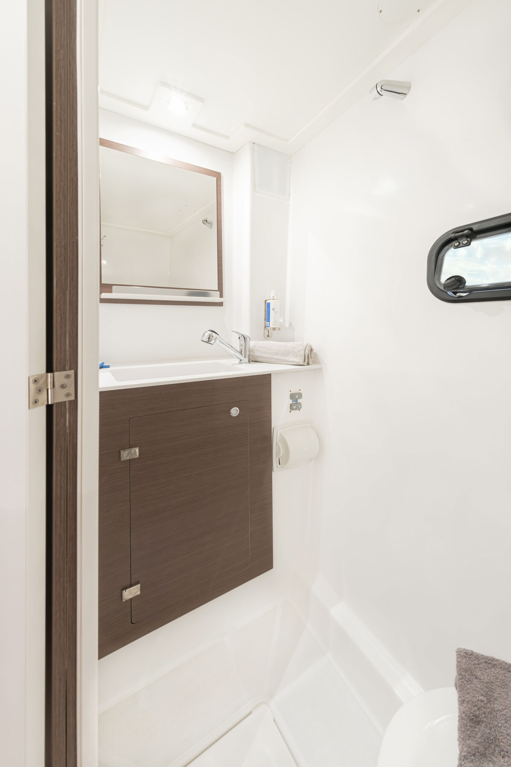 BALI CAT_ASTRASERVICES IBIZA BALI CAT_ASTRASERVICES IBIZA